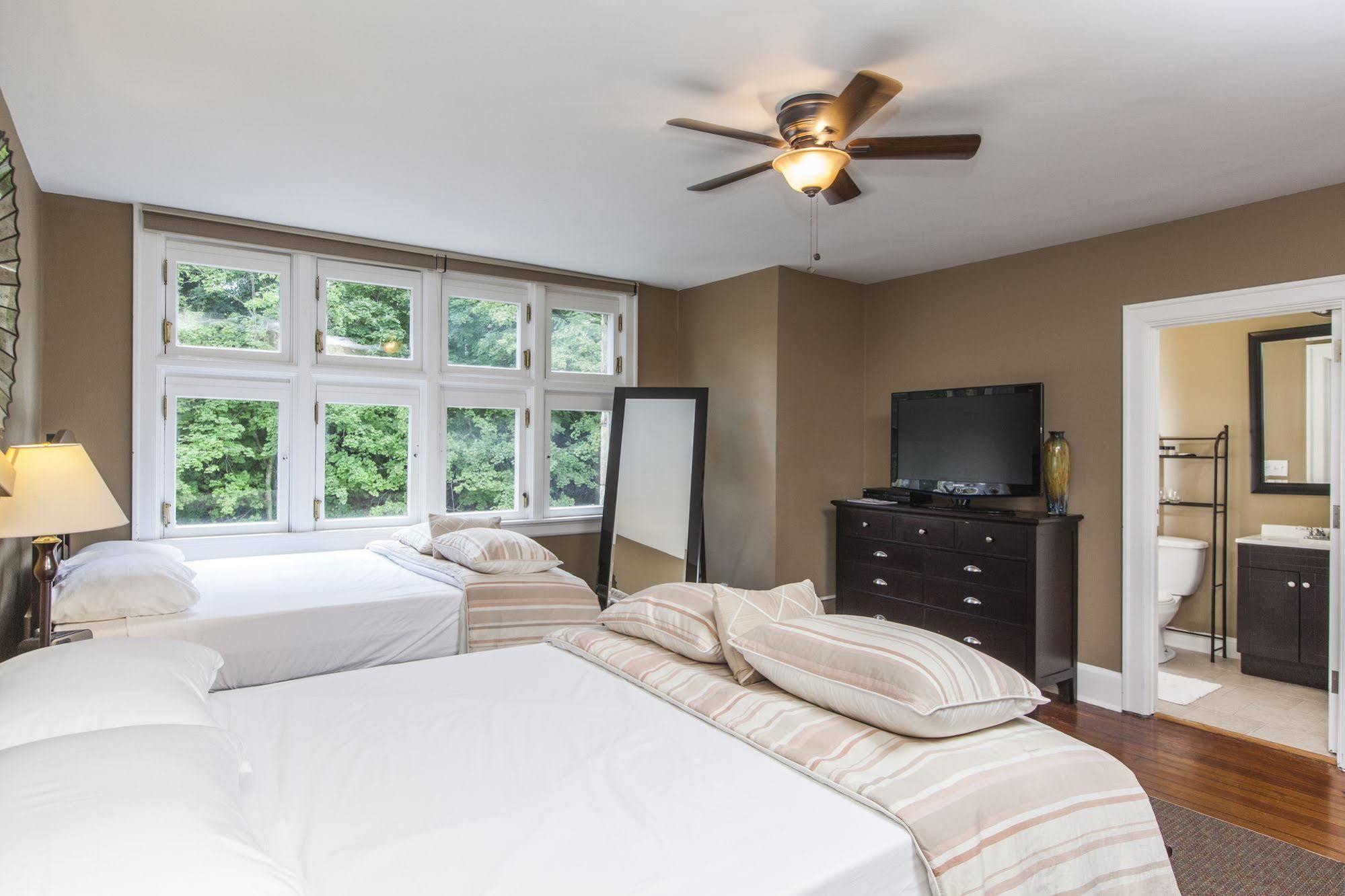 The Mansion At Maple Heights Bed and Breakfast Πίτσμπουργκ Εξωτερικό φωτογραφία